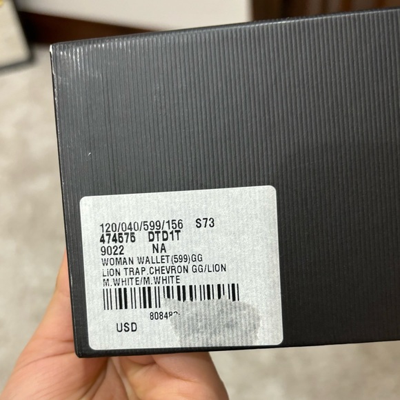 Gucci | WOMAN WALLET (599)GG LION TRAP. CHEVRON GG/LION M. WHITE/M.WHITE - Picture 7 of 9